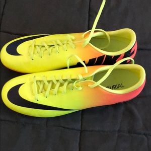 Men’s size 11.5 Nike Mercurial Cleats